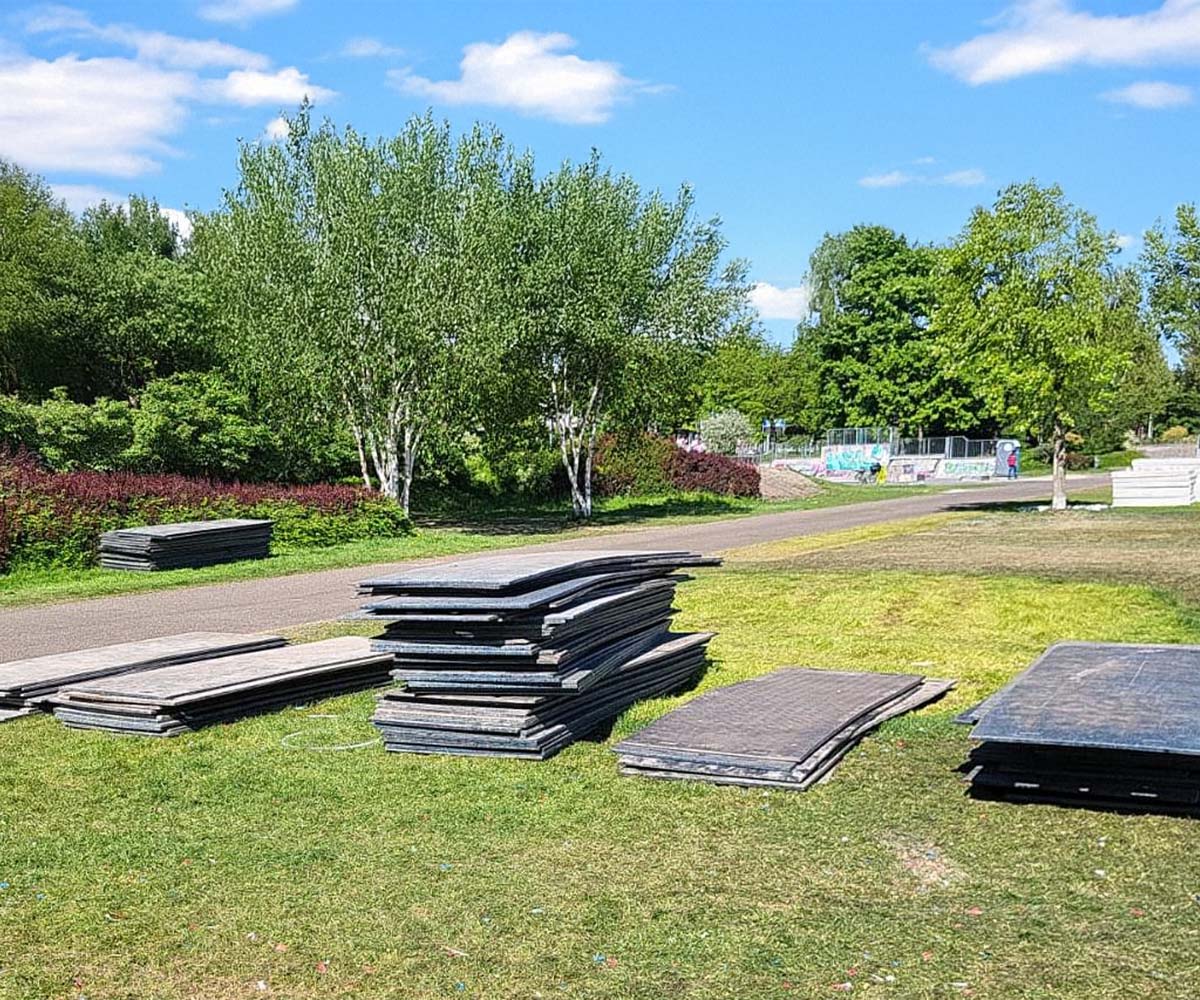 Rijplaten; transport & schoonmaken | Reijnoudt Rijplaten
